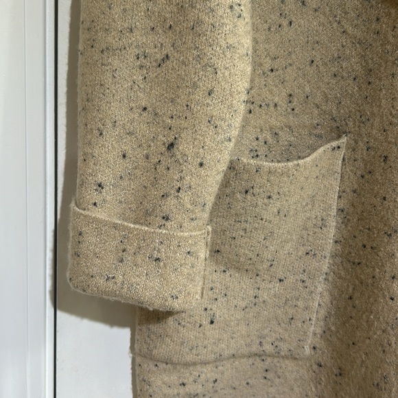 Ann Taylor | Sweaters | Euc Ann Taylor Warm Sweater Coatigan